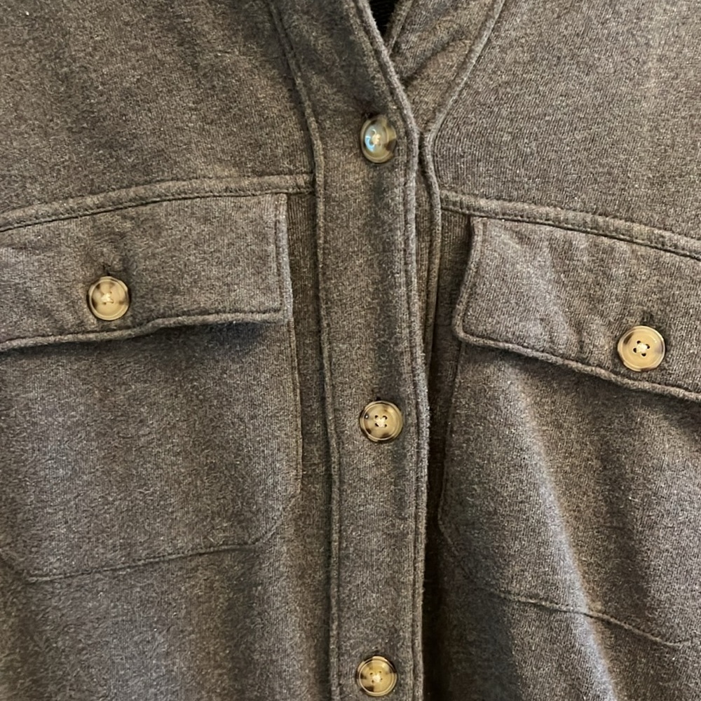 Gray shacket - Picture 2 of 3